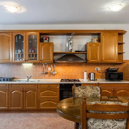 Appartement Kapovic *